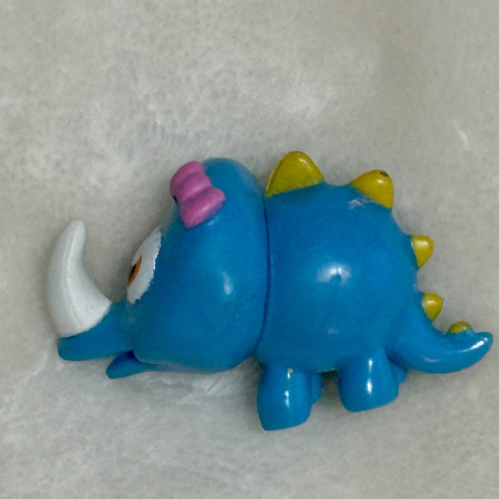 Moshi Monsters Series 1 Doris‎ #40 Rummaging Plotamus Blue Dino Figure